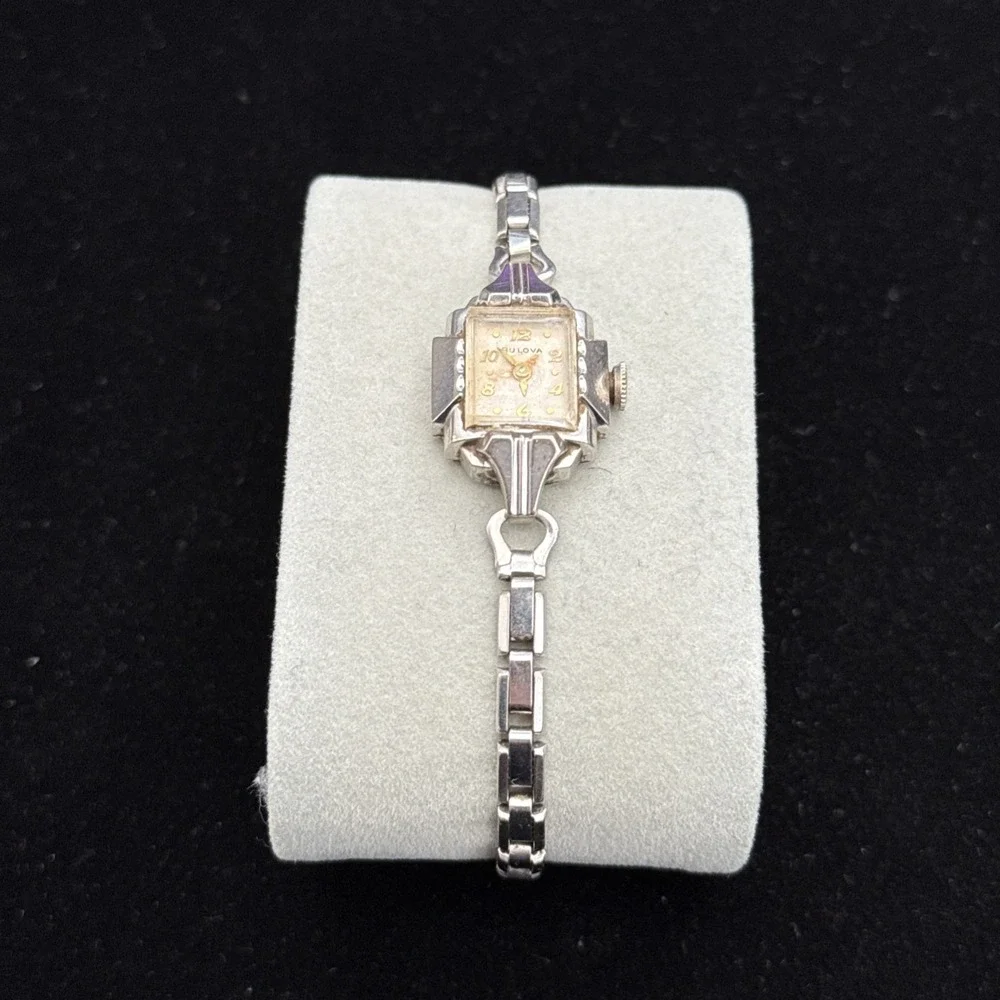 Vintage Bulova L3 10k Rolled Gold Plate Ladies Wrist Watch 0074398 - Picture 1 of 9